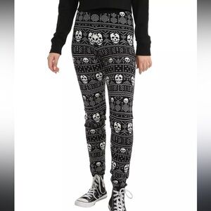 Hot Topic Black and White Skull Fairisle Sweater Knit Leggings Joggers S